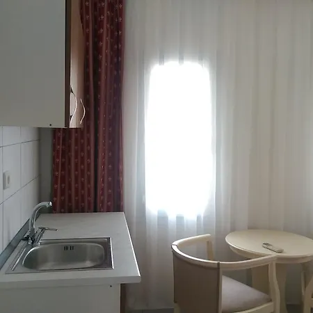 Aparthotel Zuzu's Kitchen & *